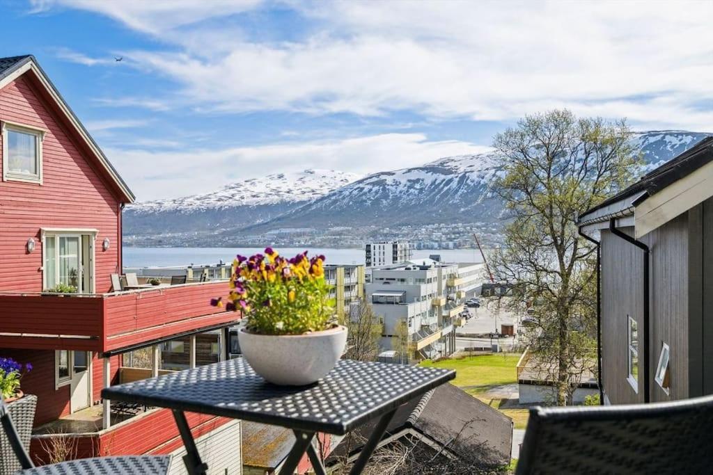 Cozy Little House In Tromso City Exteriér fotografie